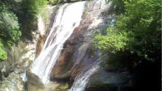 preview picture of video 'High Falls, Thompson River, Lake Toxaway, NC'