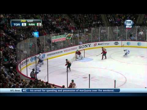 Mason Raymond wrist shot goal 1-0 Toronto Maples Leafs vs Minnesota Wild 11/13/13 NHL