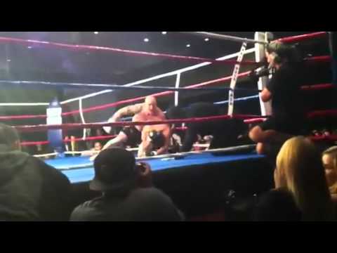 Sean McCully MMA Pro Fight at Pala Casino 2011