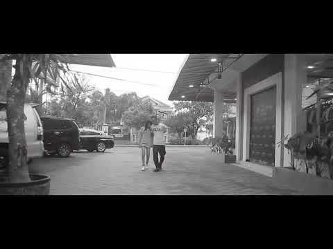 Lagu terbaru Eka "pasrah"