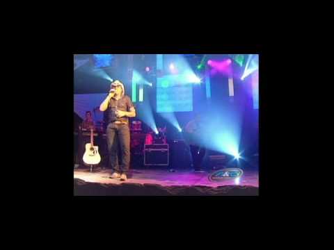 ALEX E EVANDRO - Casar é que eu não vou