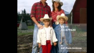 Mary-Kate &amp; Ashley At the End of the Day