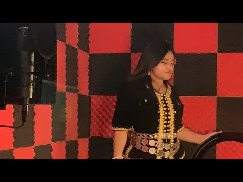 Rock n Roll Karamayan by Sylvilina Bily (Di Sebalik Tabir)