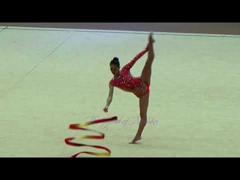 Serena LU (USA) ribbon - 2017 Corbeil senior AA
