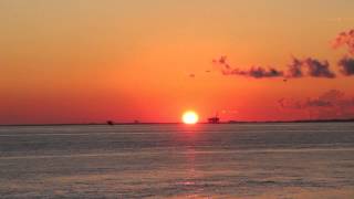 preview picture of video 'Sunrise at Dauphin Island, Alabama'