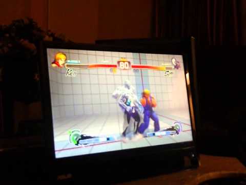 Evo 2013 SSF4AE Money Match - NGL Chris (KE) vs RZR.CG Problem-X (SE)