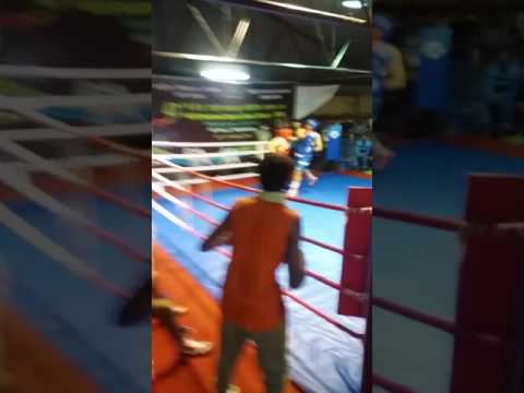 Super heavy boxing match