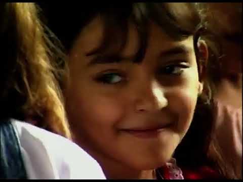 Kirche auf Kuba:  Licht im Schatten