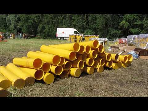 Opbouw van het vuurwerk voor de Geelse kanaalfeesten 2012