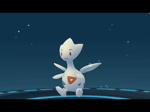 Togepi Evolving Into Togetic in Pokemon GO! Best Gen 2 Baby Evolution!