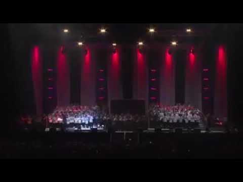 ReggieNBollie rocking in a stadium filled with over 90000 people in attendance 🙏🙏🇬🇭🇬🇭