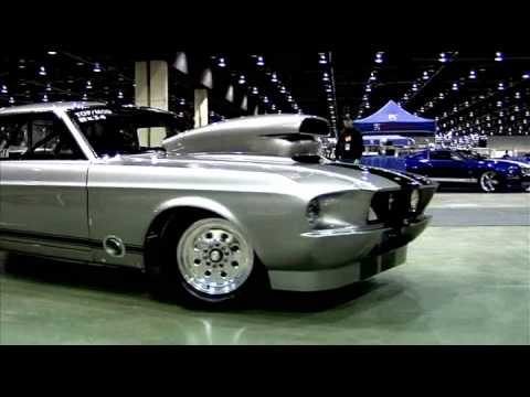 Biggest Cam ever? Detroit Autorama 2009 Crank up the sub