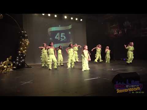 Alkmaar Showballet dansen op Bandolero by Pitbull v Gipsy Kings
