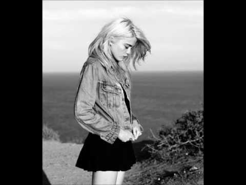 Sky Ferreira - Sad Dream