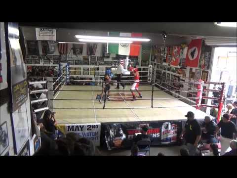 2015.09.12 04 Angel Chavez – MXN Boxeo Salinas 13 137 vs Osmel Avila -  Aleman Fresno 13 131