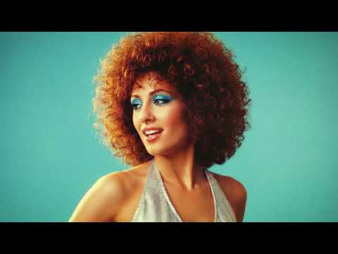 Meltem Cumbul - Seninleyim (1978 Disco Version)