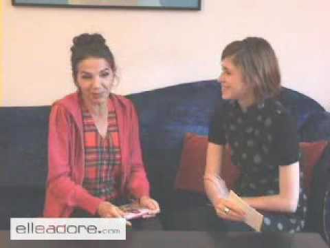 "é la maison" avec Victoria Abril