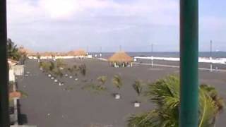 preview picture of video 'guatemala 2010Puerto San Jose.MOD'