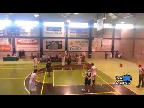 Cazorla : Fase Ascenso a liga EBA 2013-14 entre el CB CAZORLA y el  CN SEVILLA