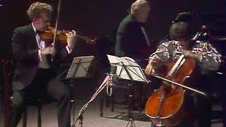 Download lagu Richter, Kagan, Gutman - Tchaikovsky Piano Trio, op. 50 - video 1986 mp3 Download lagu Richter, Kagan, Gutman - Tchaikovsky Piano Trio, op. 50 - video 1986 mp3