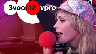 The Asteroids Galaxy Tour - My Club (stripped version) Live bij 3voor12 Radio