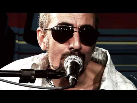 Neto Trindade em "Lexedeguim" no Estúdio Showlivre 2010