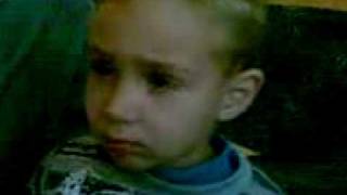 preview picture of video 'Levente a réműlt kisgyerek'