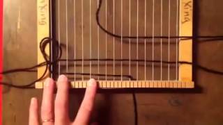 How to start weaving on a loom using a basic tabby weave for 5th grade