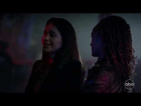 Haprer and Lopez arrest the Detective! | The Rookie Season 7x12