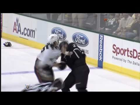 George Parros vs Nicklas Grossman Nov 16, 2010 - Anaheim feed
