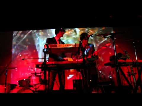 DAS TAPES "Black Ferrari" DIM MAK STUDIOS