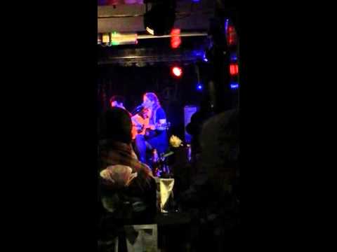 Right Side of Wrong - Lucy Zirins & Pete Billington - Live at The Troubadour