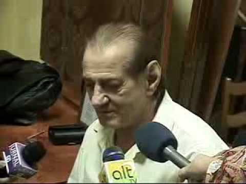 Regele naiului Gheorghe Zamfir Chisinau decembrie 2009 tv moldova.avi