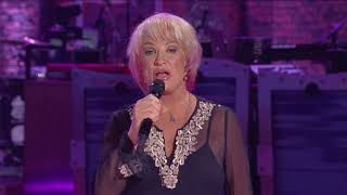 Tanya Tucker Performs &quot;Forever Loving You&quot; | Huckabee