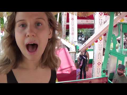 Szenische Darstellung zu dem Werk "Achtung! Vorurteil"