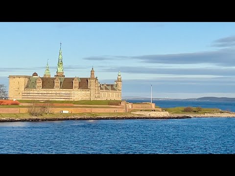 Hamlet’s castle in Denmark. Walking tour of Shakespeare’s Elsinore / Kronborg castle