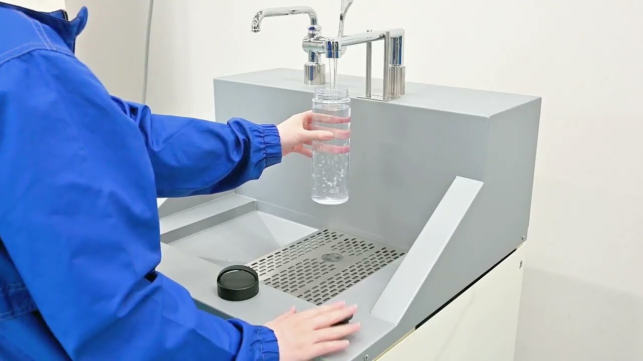 【洗浄と給水】アピュア・ステーション利用シーン 動画サムネイル