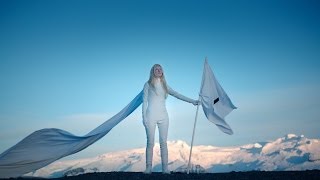 iamamiwhoami; vista