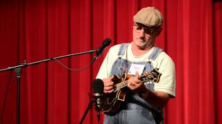 Mike Compton - Sittin' On Top Of The World (Midwest Banjo Camp 2013)