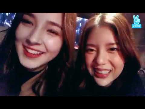 MOMOLAND ON VLIVE! - On my way home from work 2.. (05.12.2017)