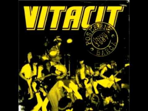 Křížek ohlašuje svůj odchod z Vitacitu na pódiu nic netušícím spoluhrácům a divákům