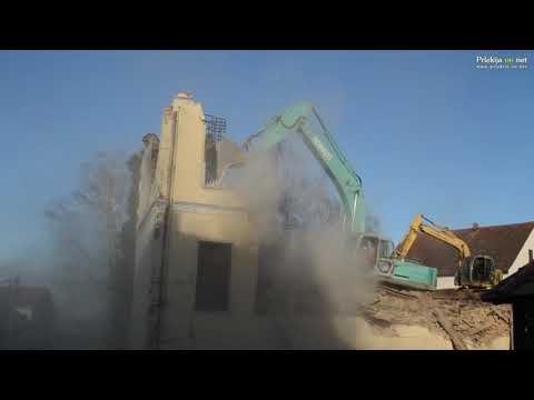 Rušenje stare šole pri Mali Nedelji