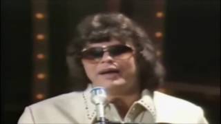 Ronnie Milsap   Day Dreams About Night Things on the Porter Wagner Show