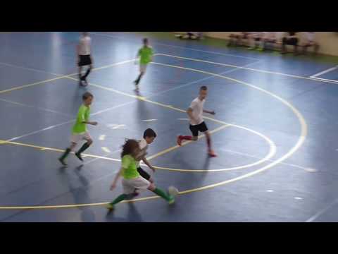 UKS IWICZNA 2006 - JEDNOŚĆ ŻABIENIEC 2006