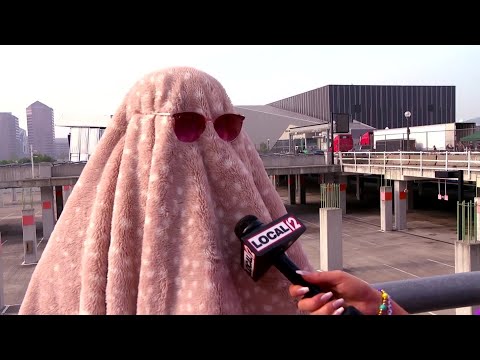 Taylor Swift fan does interview incognito thumnail