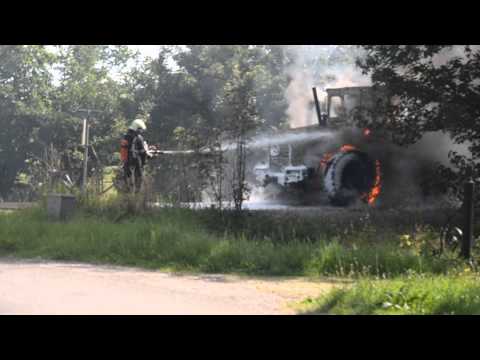 Shovel verwoest door brand
