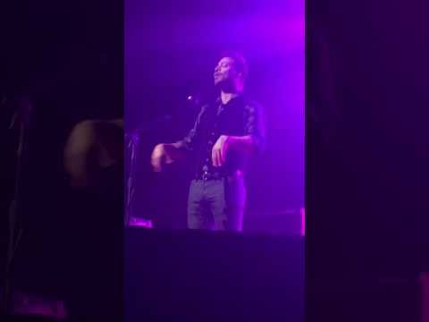 Amos Lee- (Front row view) Sara Smile, with Mutlu