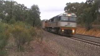 preview picture of video 'Australian Rails: North East Line, Avenel'