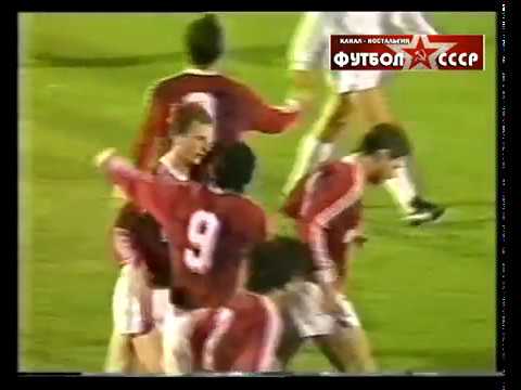1989 FC Swarovski Tirol (Austria) - Dnepr (Dnepropetrovsk) 2-2 Champions Cup, 1/8 finals
