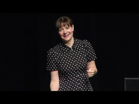 Creatures Made of Glass in Antarctica – Ariel Waldman's Talk at Eyeo 2022